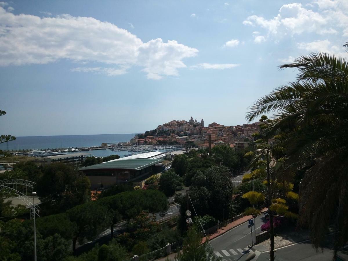 Isola Di Man Imperia Exterior foto