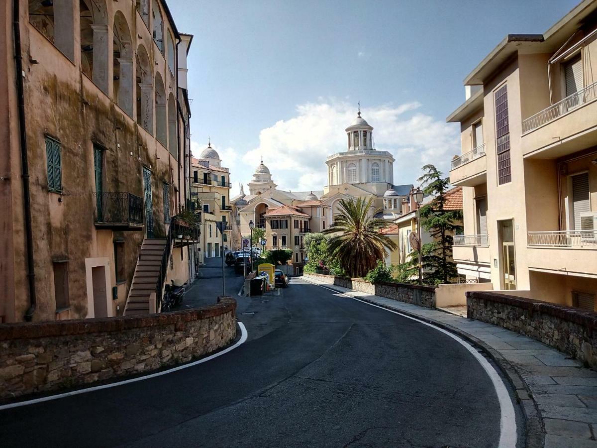 Isola Di Man Imperia Exterior foto